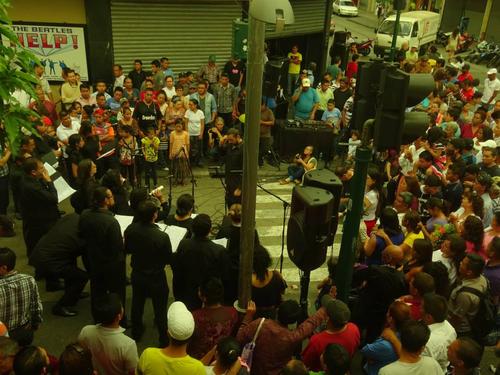 Performance "Culpable" por Regina Galindo. Foto: Ameno Córdova